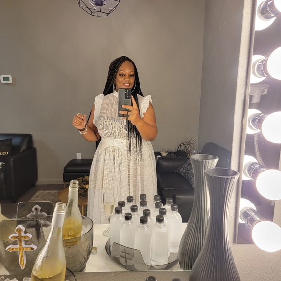 Meet your Posher, Latoya - Picture 6 of 15